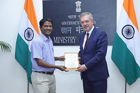 Russian Ambassador to India Denis Alipov had a meeting with V.L.Kantha Rao, Secretary, Ministry of Mines, Government of India Russian Ambassador to India Denis Alipov had a meeting with V.L.Kantha Rao, Secretary, Ministry of Mines, Government of India