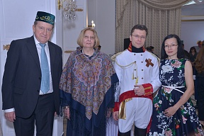 Традиционный бал-маскарад в Нью-Дели