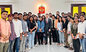 Minister Counsellor, DCM of the Russian Embassy in New Delhi Roman Babushkin had a meeting with Indian students and postgraduates of the International Studies School of the Jawaharlal Nehru University Minister Counsellor, DCM of the Russian Embassy in New Delhi Roman Babushkin had a meeting with Indian students and postgraduates of the International Studies School of the Jawaharlal Nehru University