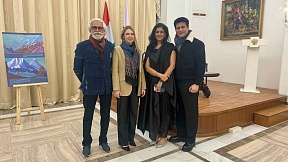 Meeting of representatives of the Women's International Club Delhi and the External Affairs Spouses Association with Chairman of the Fashion Design Council of India Sunil Sethi held in New Delhi
