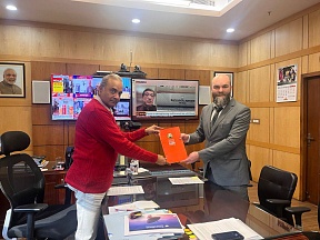 Сhief Executive Officer of Prasar Bharati Gaurav Dwivedi received Russian Embassy's Spokesperson Petr Sizov Сhief Executive Officer of Prasar Bharati Gaurav Dwivedi received Russian Embassy's Spokesperson Petr Sizov