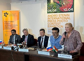 DCM & Minister Counsellor of the Russian Embassy in India Roman Babushkin addressed the inauguration of the Andrei Stenin International Press Photo Contest Exhibition DCM & Minister Counsellor of the Russian Embassy in India Roman Babushkin addressed the inauguration of the Andrei Stenin International Press Photo Contest Exhibition