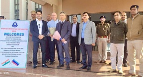 Representatives of the Federal Customs Service of Russia in India Igor Ten and Vitaly Anokhin visited the Raxaul Land Port in Bihar Representatives of the Federal Customs Service of Russia in India Igor Ten and Vitaly Anokhin visited the Raxaul Land Port in Bihar