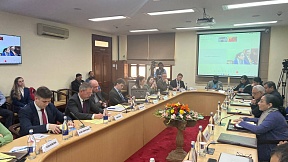The Indian Council of World Affairs and the Russian International Affairs Council held a forum discussion in New Delhi